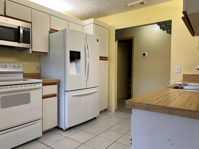 PORT ST LUCIE SECTION 28 - Residential