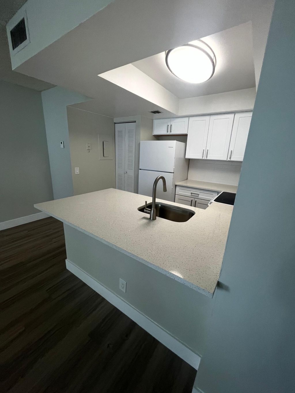 Photo of 752 Executive Center Drive #24, West Palm Beach, FL 33401 (MLS # B26030309)