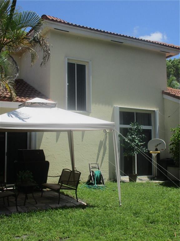 Cocopalms 154-41 B - Residential Lease