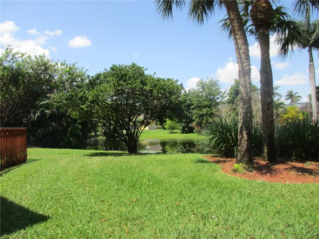 Cocopalms 154-41 B - Residential Lease