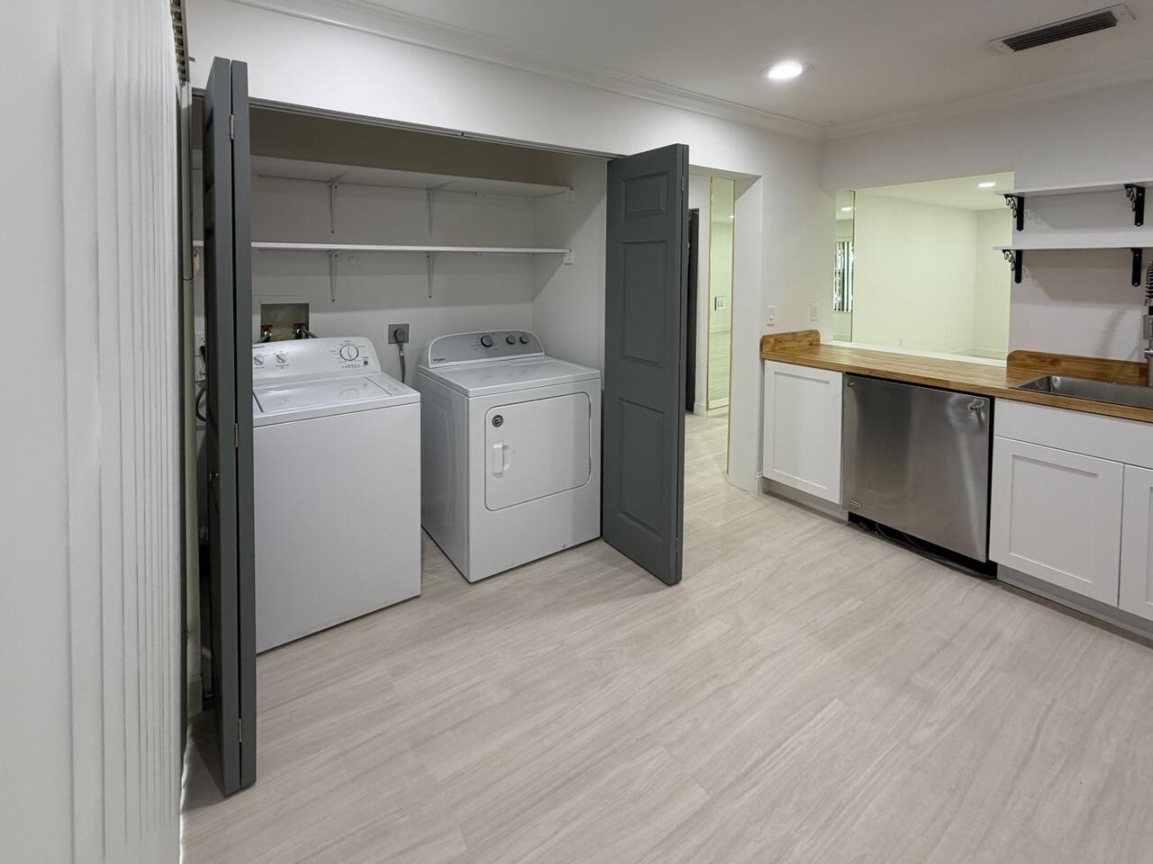SHEFFIELD WOODS AT WELLINGTON CONDO - Residential Lease