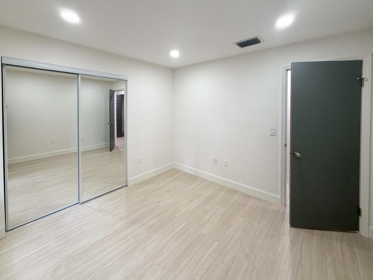 SHEFFIELD WOODS AT WELLINGTON CONDO - Residential Lease