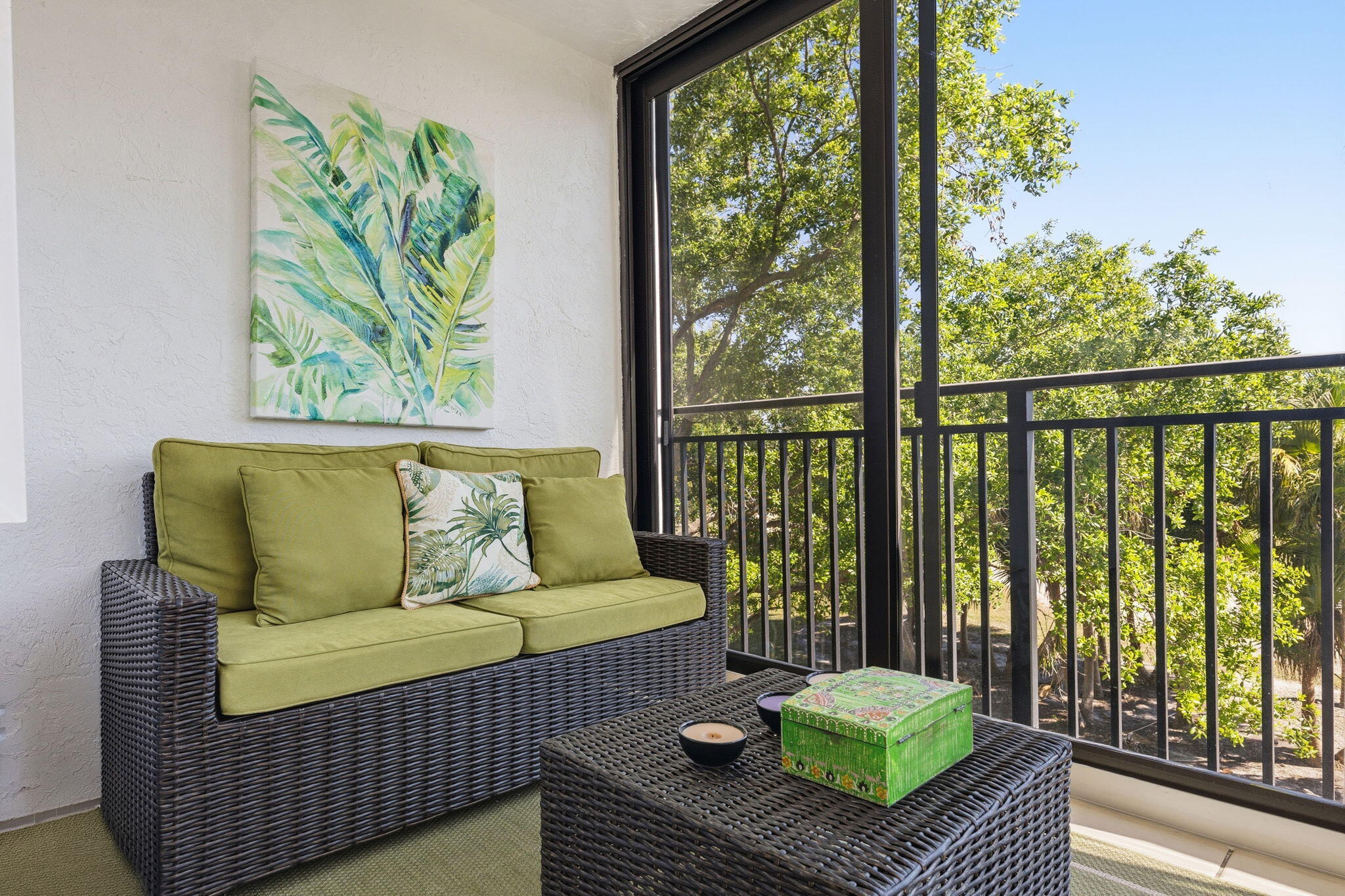 FAIRWAYS AT BONAVENTURE CONDO - Residential