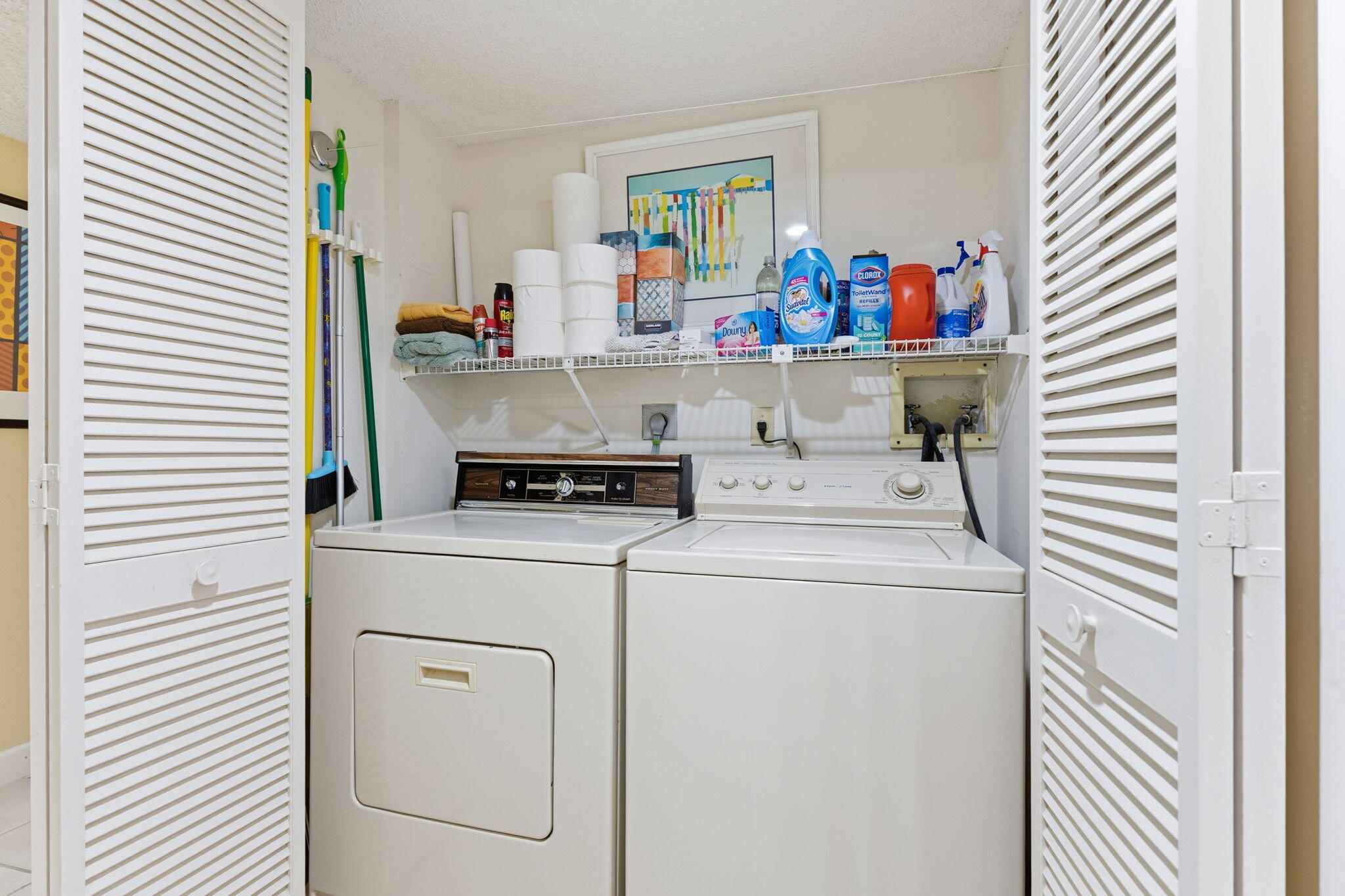 FAIRWAYS AT BONAVENTURE CONDO - Residential