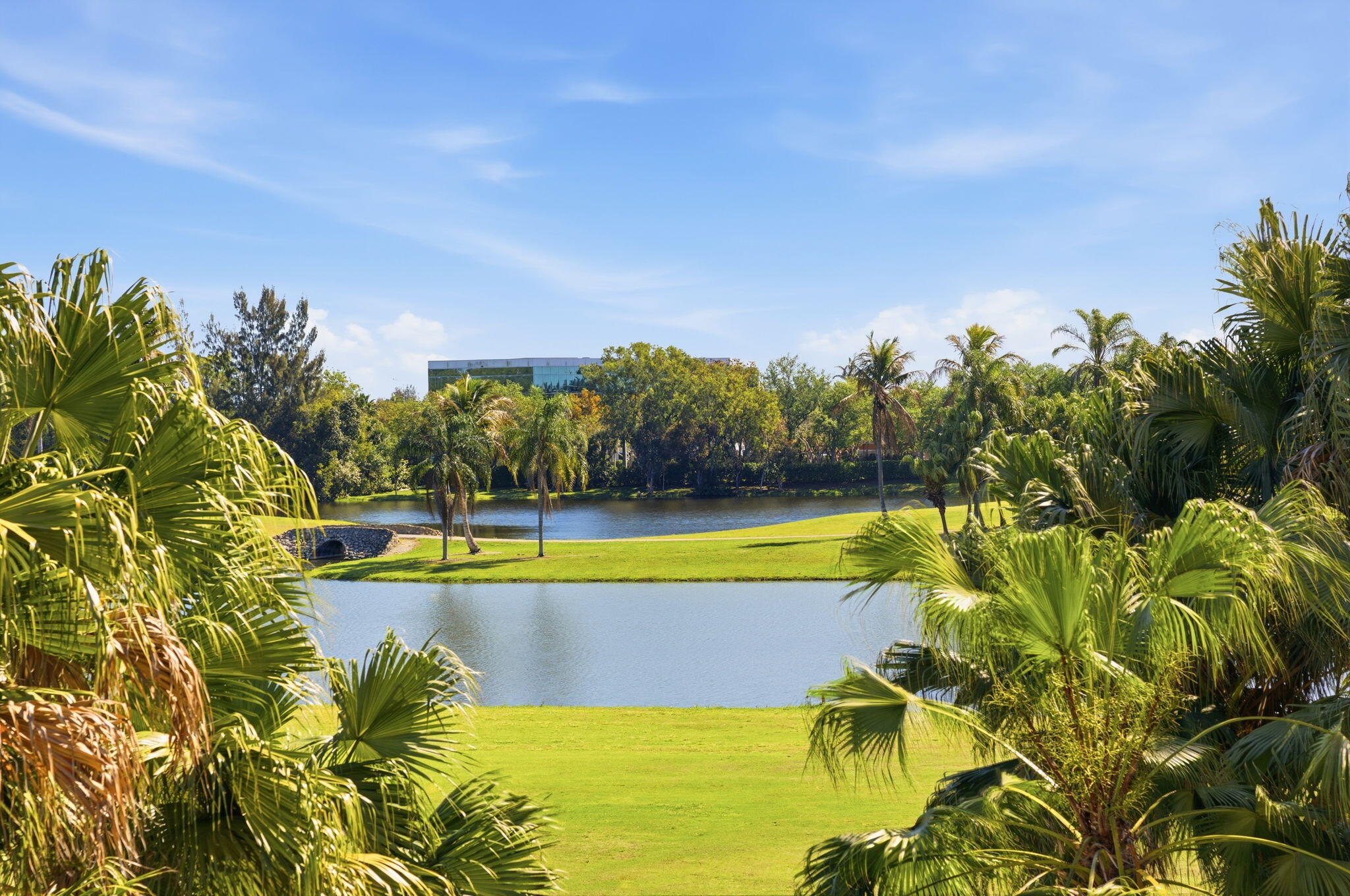 FAIRWAYS AT BONAVENTURE CONDO - Residential