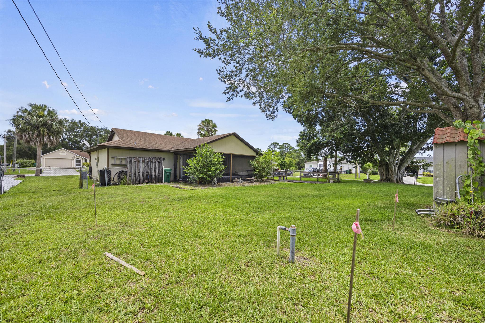 Port St Lucie, Florida 34953, United States, 3 Bedrooms Bedrooms, ,2 BathroomsBathrooms,Residential,Pending,209475