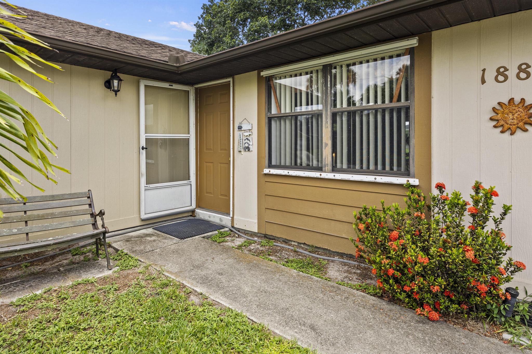 Port St Lucie, Florida 34953, United States, 3 Bedrooms Bedrooms, ,2 BathroomsBathrooms,Residential,Pending,209475