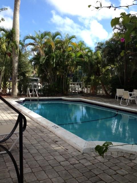 VICTORIA PARK - Residential Lease