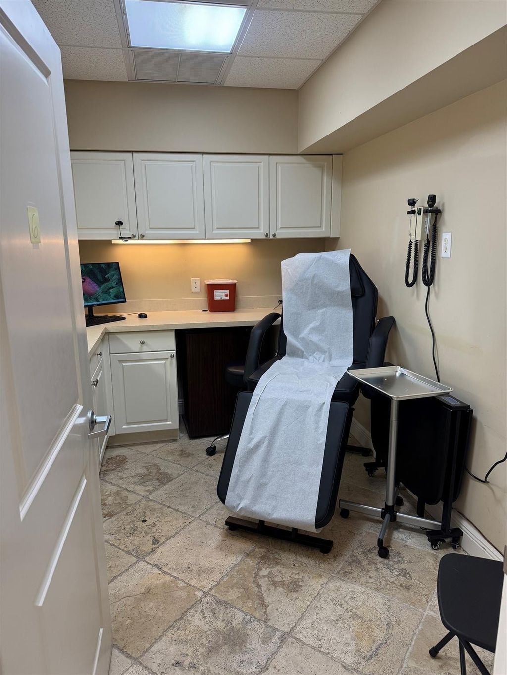 Photo of 300 NW Bethany Drive, Port Saint Lucie, FL 34986 (MLS # F10554515)