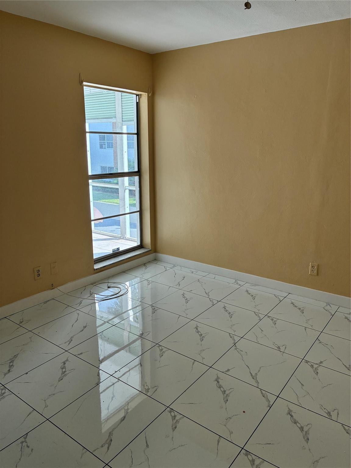 river shores - Residential