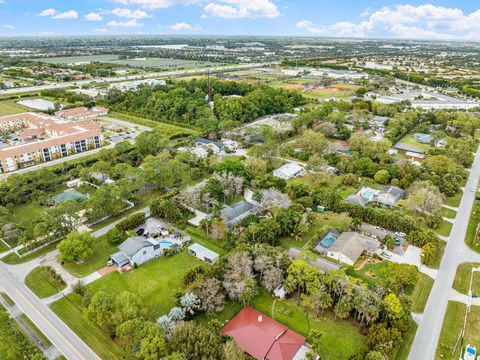 A home in Lake Worth