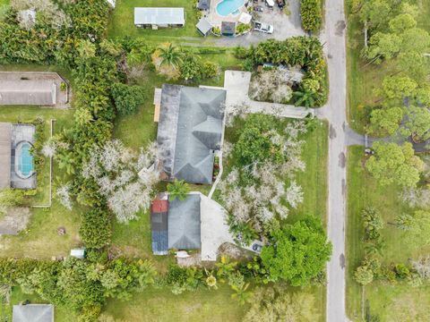 A home in Lake Worth