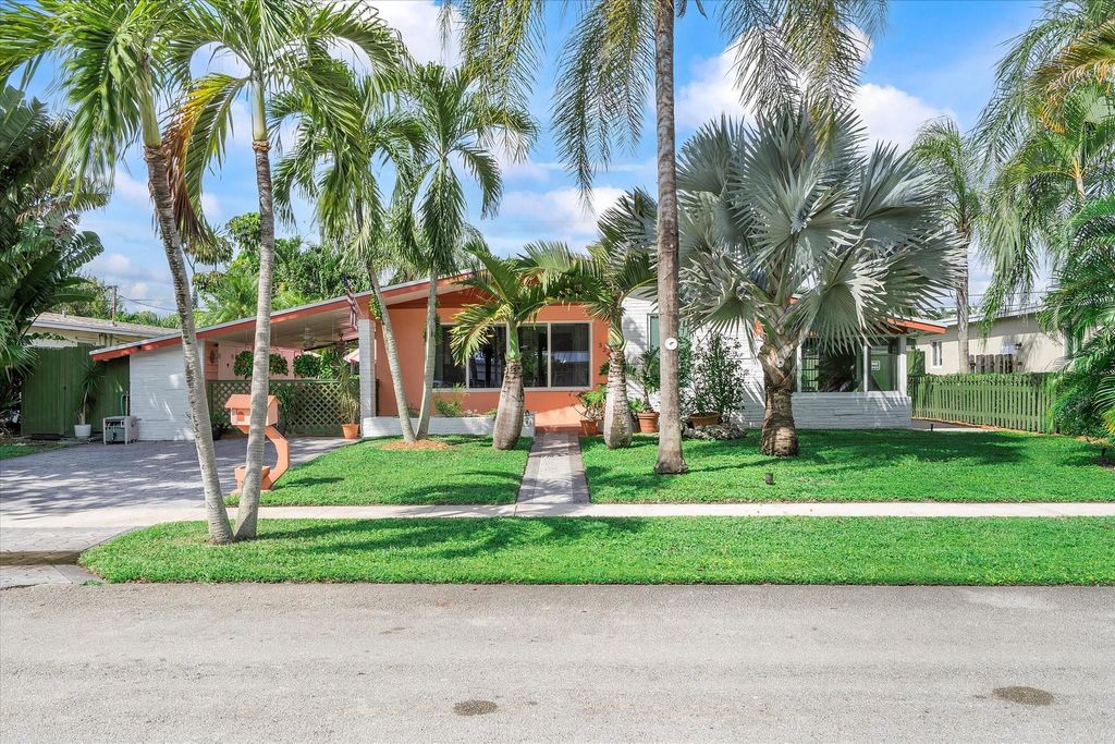 Photo of 3241 SW 23rd Ct, Fort Lauderdale, FL 33312 (MLS # F10531392)