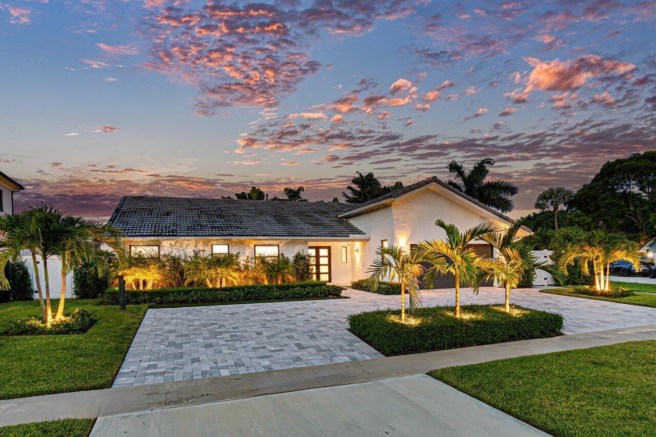 22233 Hollyhock Trail