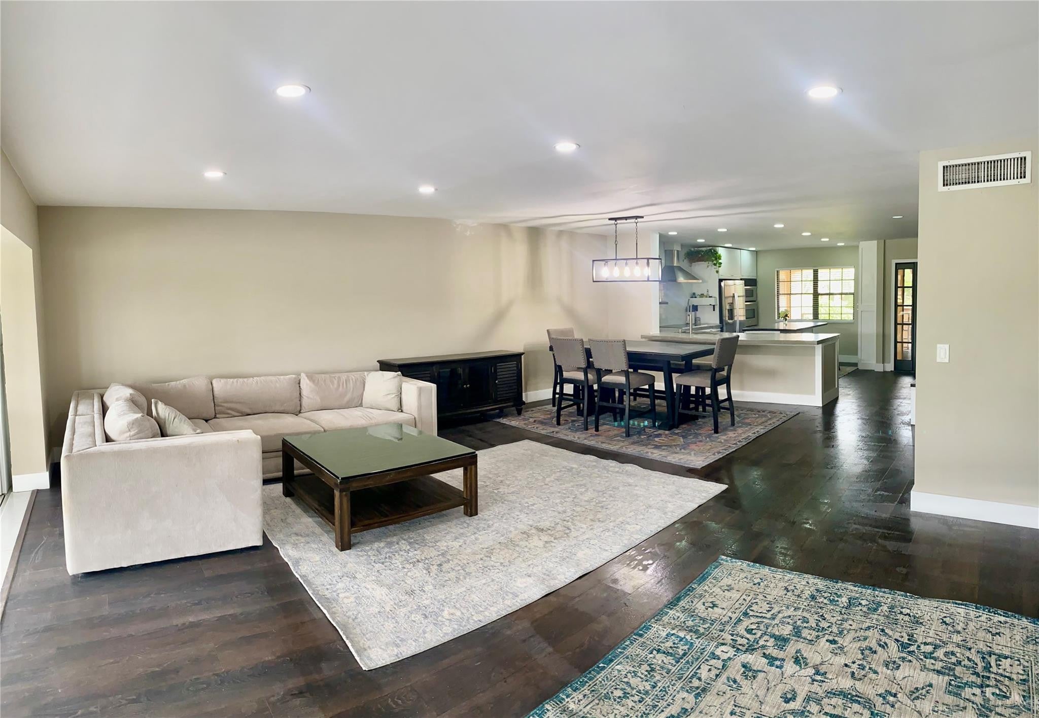 View photos, virtual tours, details... 6406 ASPEN GLEN Circle 202
