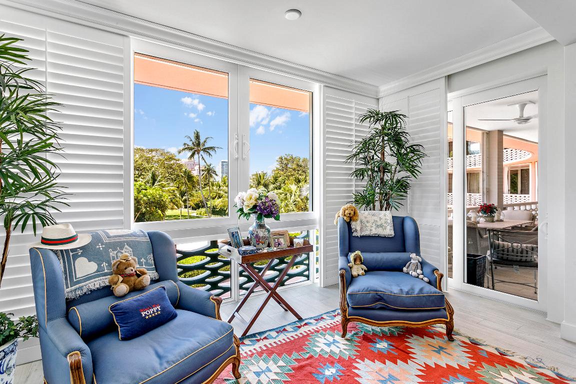 SOUTHLAKE COND DECL IN - Residential