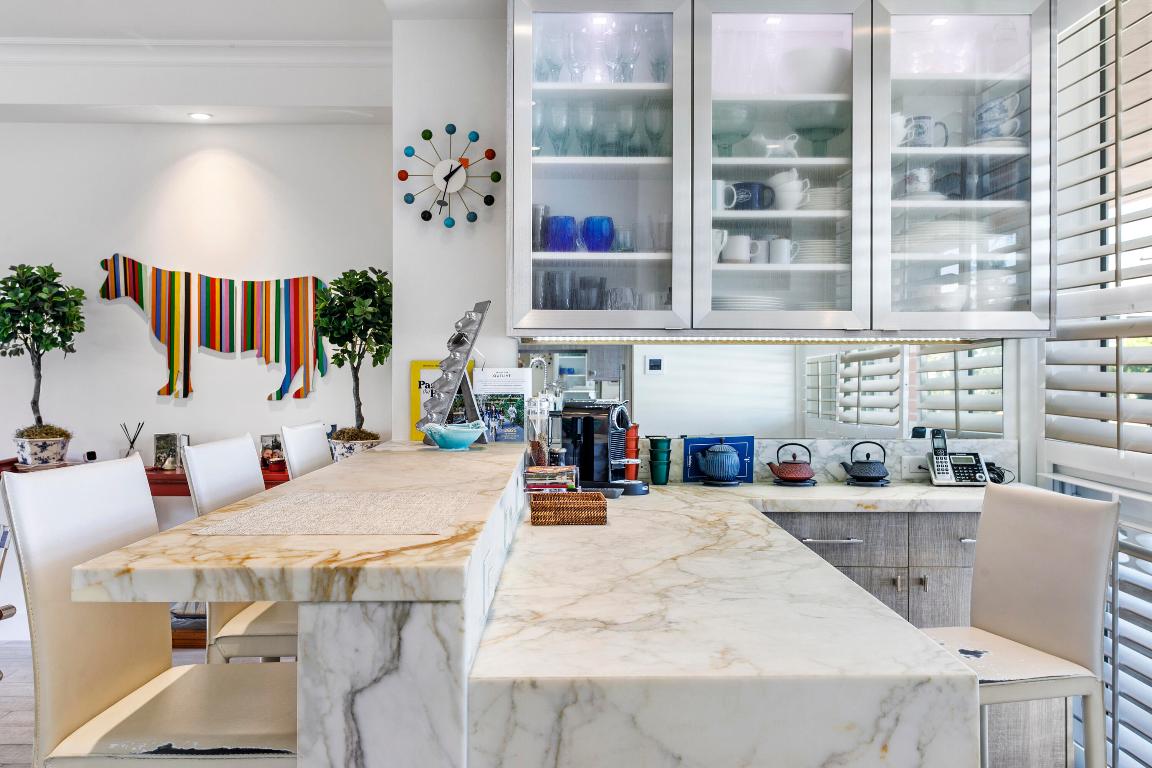 SOUTHLAKE COND DECL IN - Residential