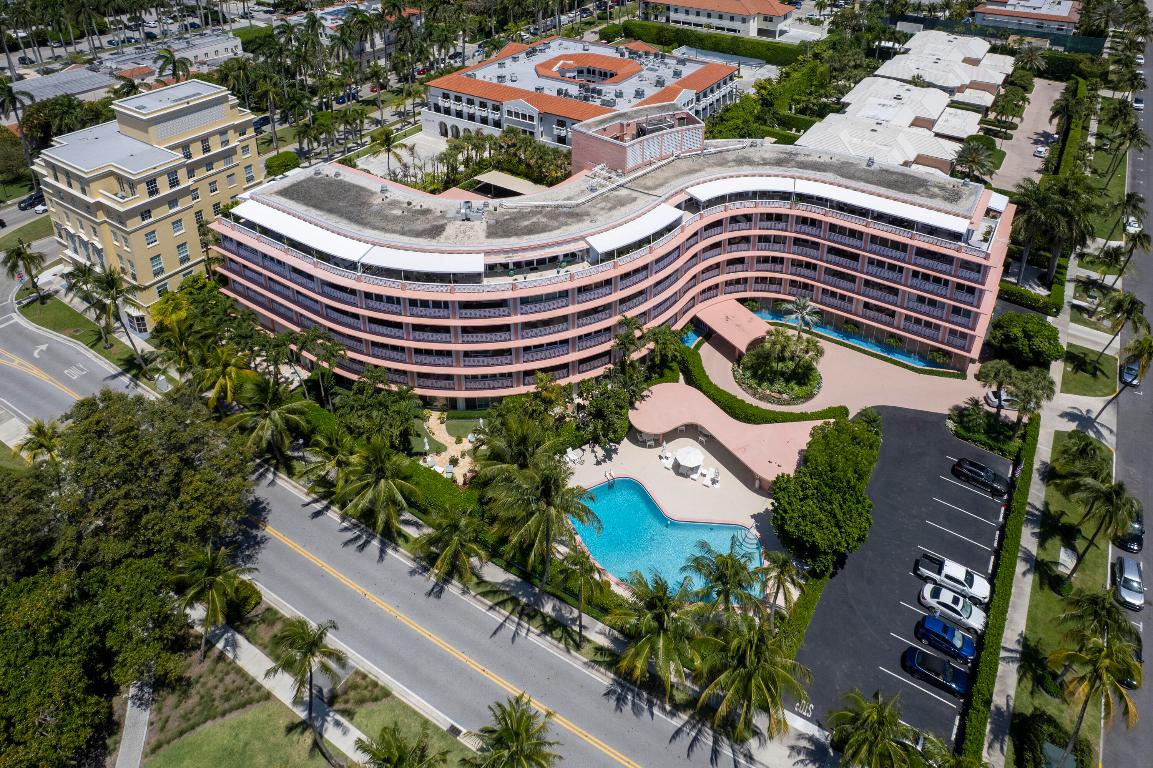 SOUTHLAKE COND DECL IN - Residential