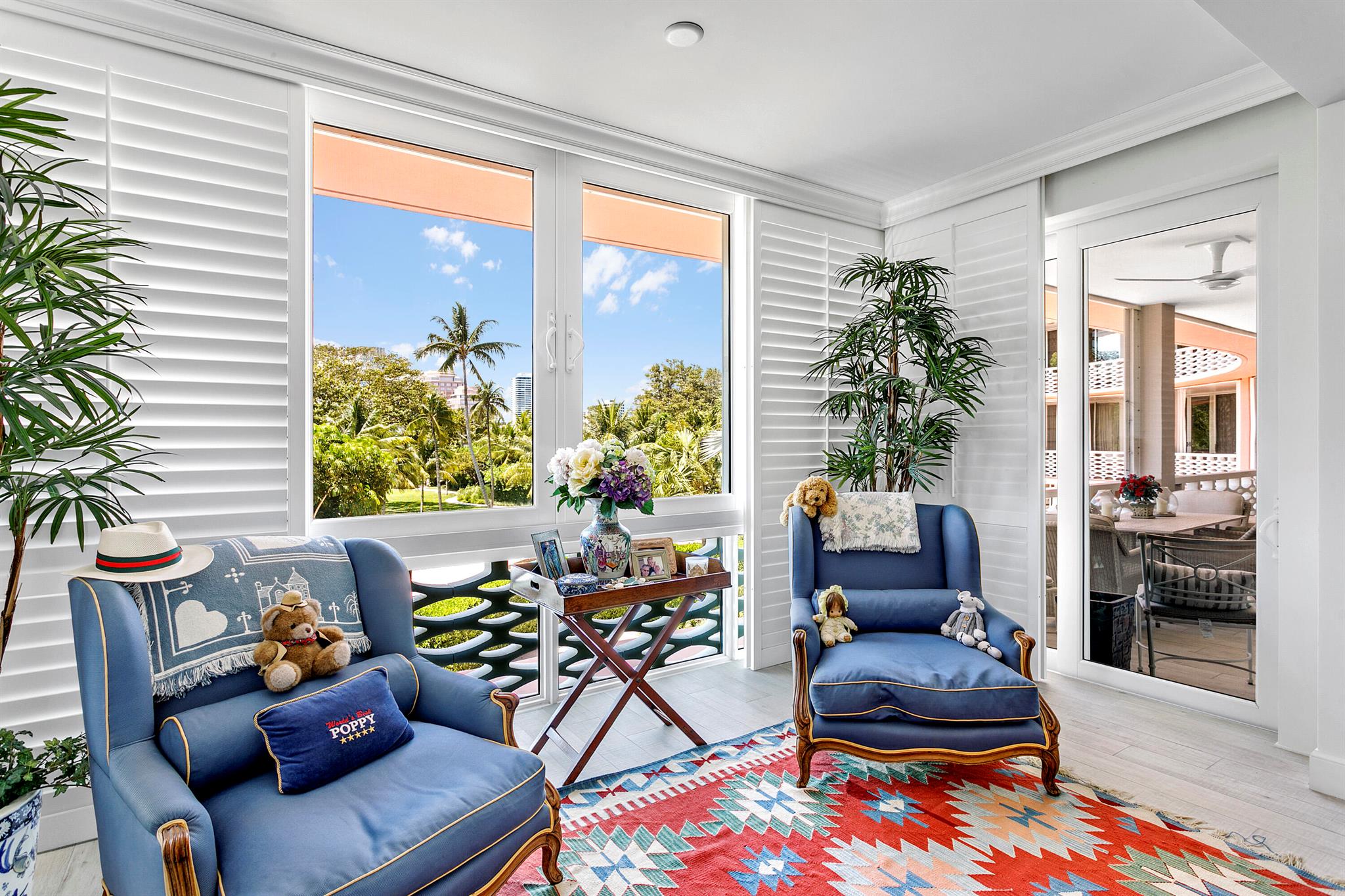 SOUTHLAKE COND DECL IN - Residential