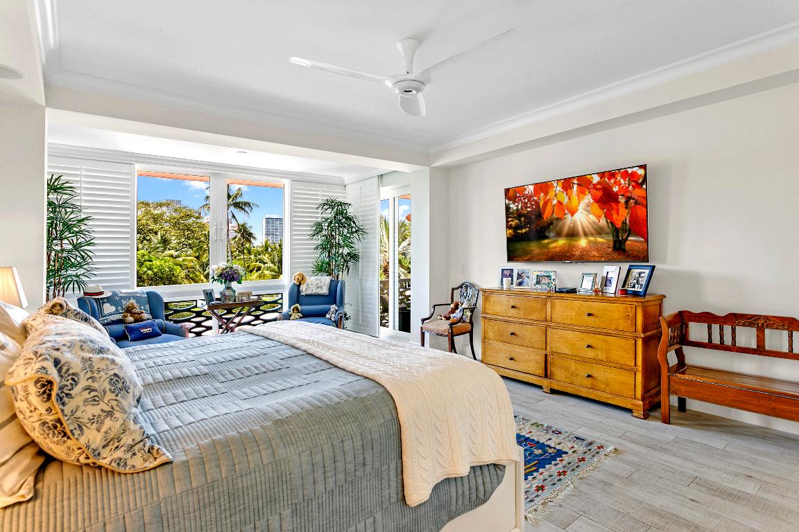 SOUTHLAKE COND DECL IN - Residential