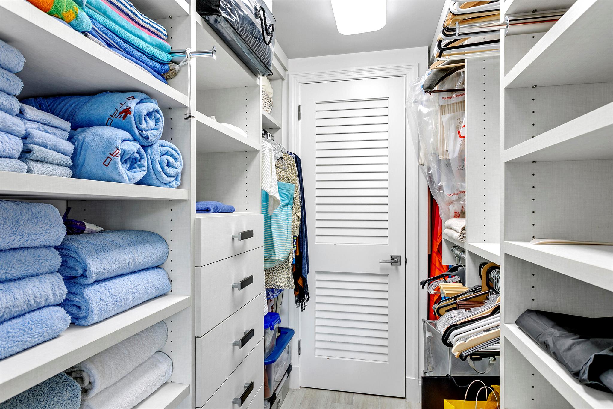 SOUTHLAKE COND DECL IN - Residential