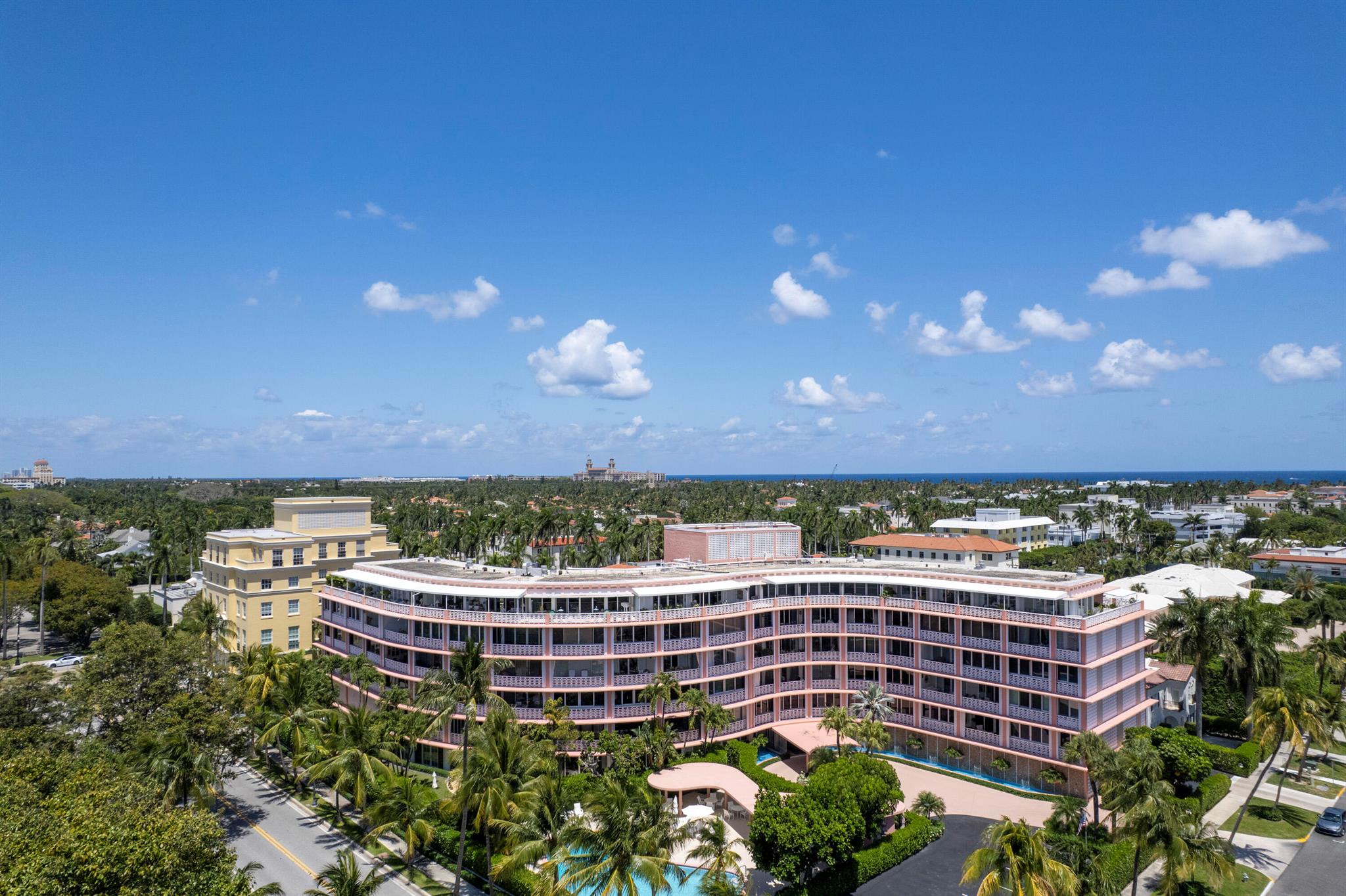 SOUTHLAKE COND DECL IN - Residential