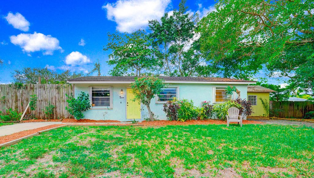 Photo of 9180 Honeywell Road, Lake Worth, FL 33467 (MLS # R11091730)