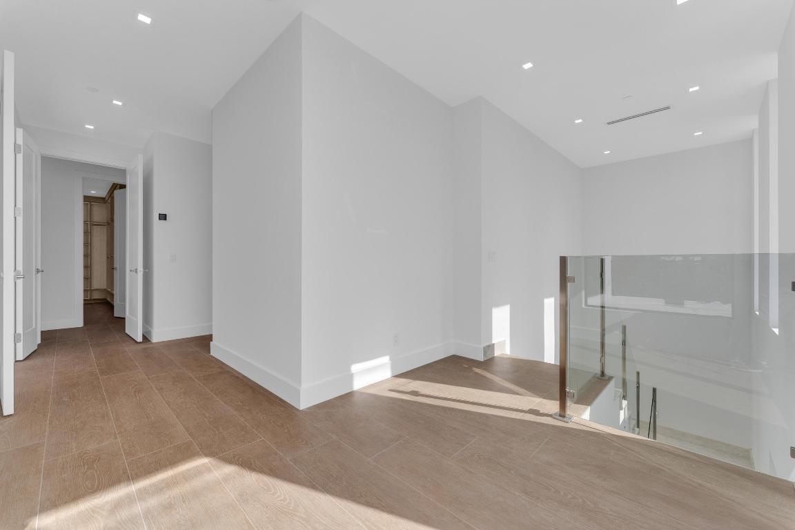 DENERY LANE - Residential