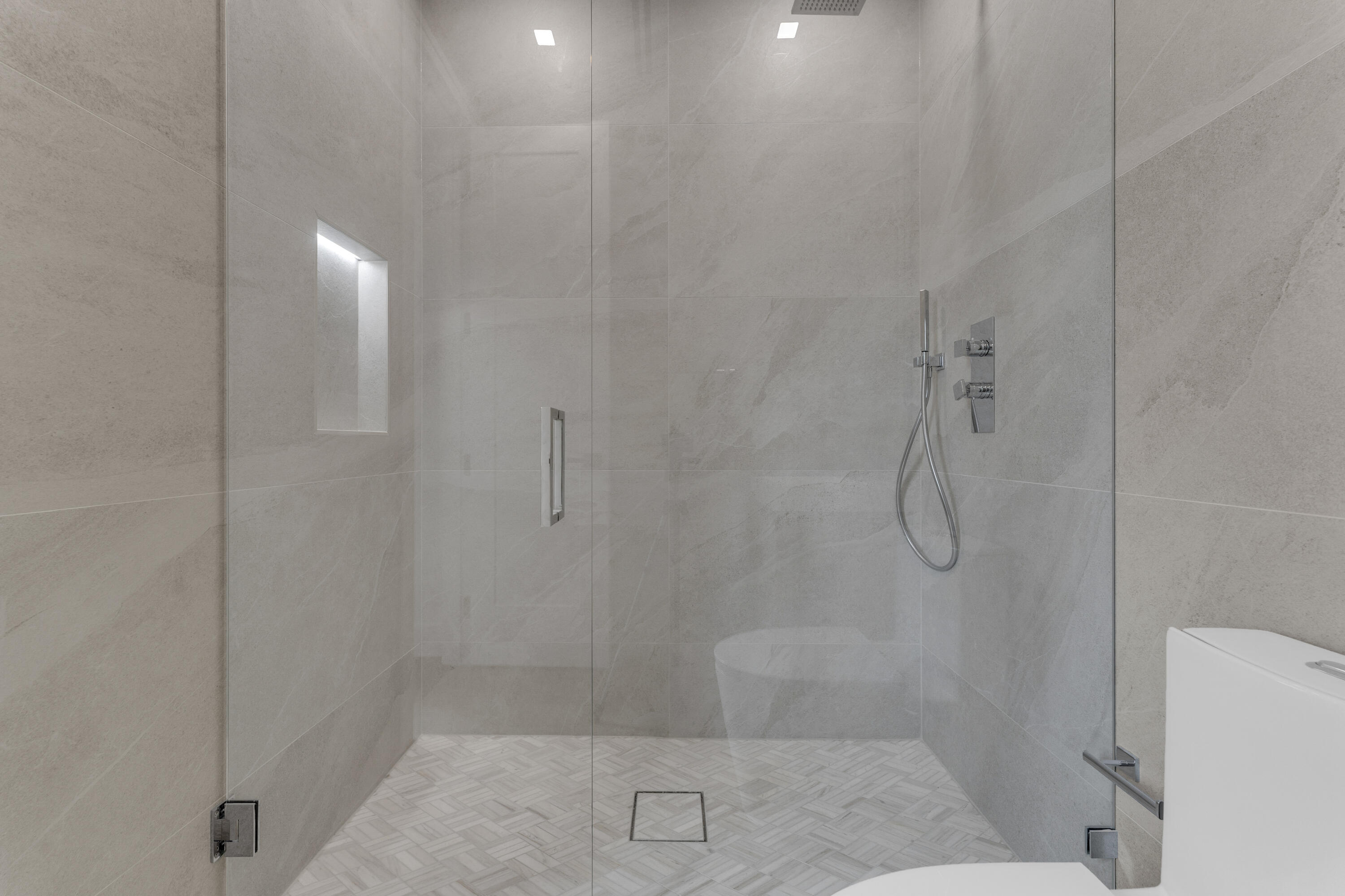 DENERY LANE - Residential