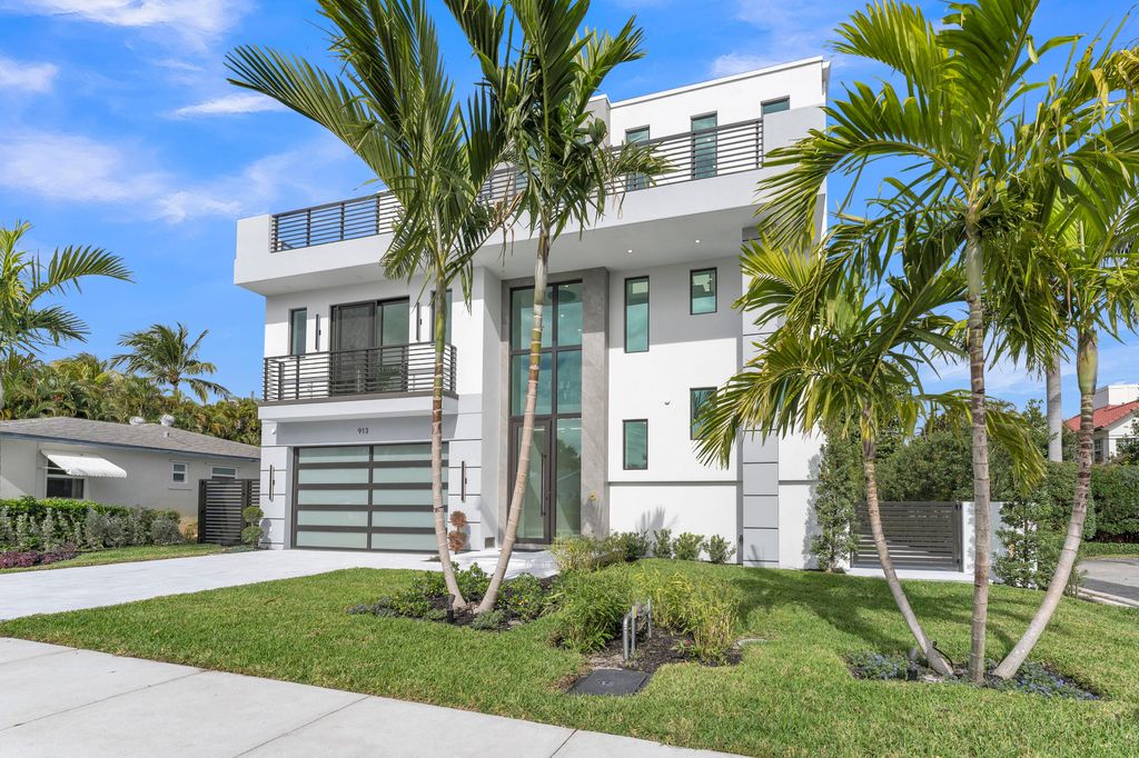 Photo of 913 Denery Lane, Delray Beach, FL 33483 (MLS # R11158681)