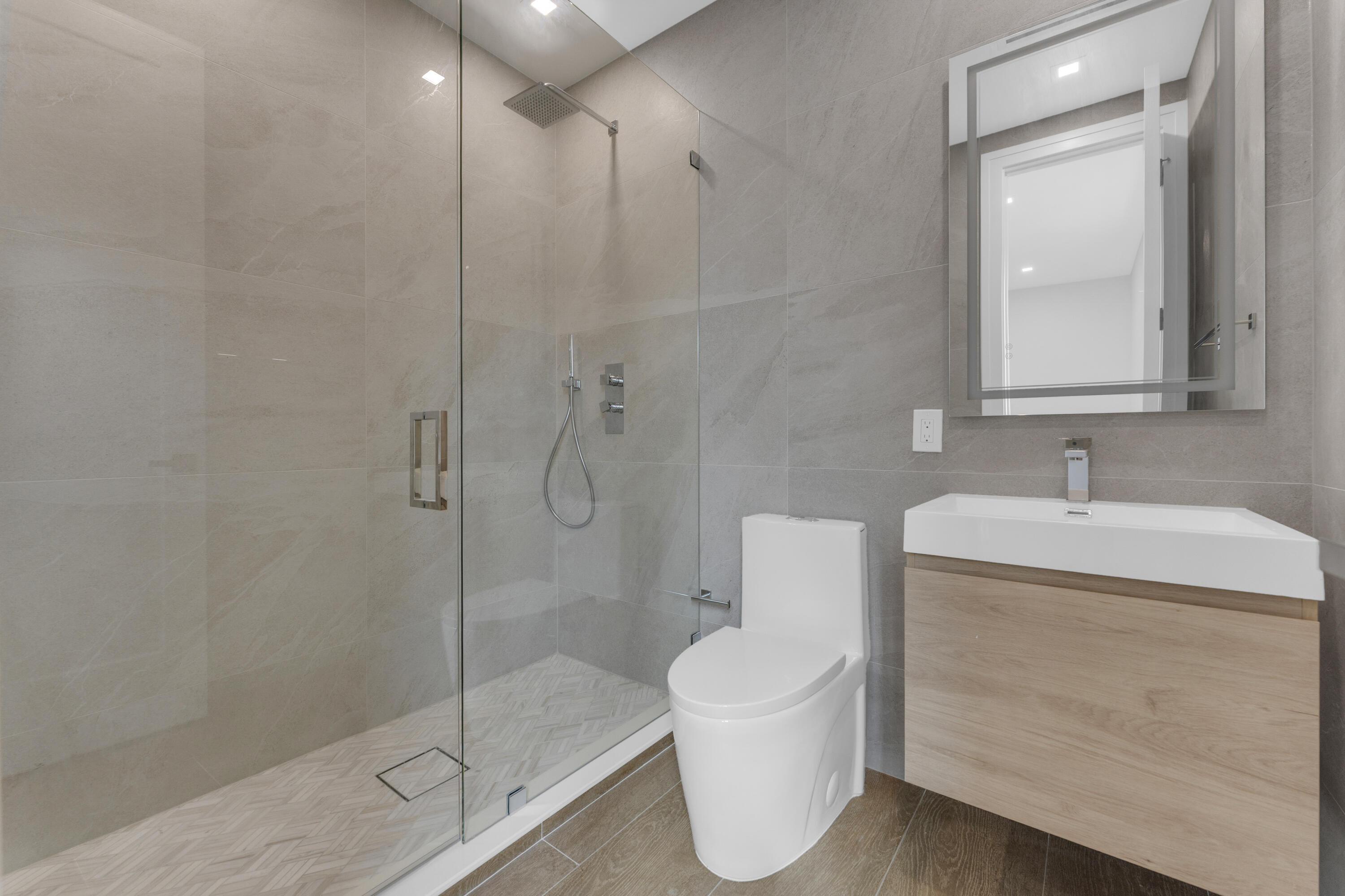 DENERY LANE - Residential