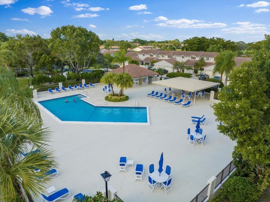 PRESTWICK CHASE - Residential