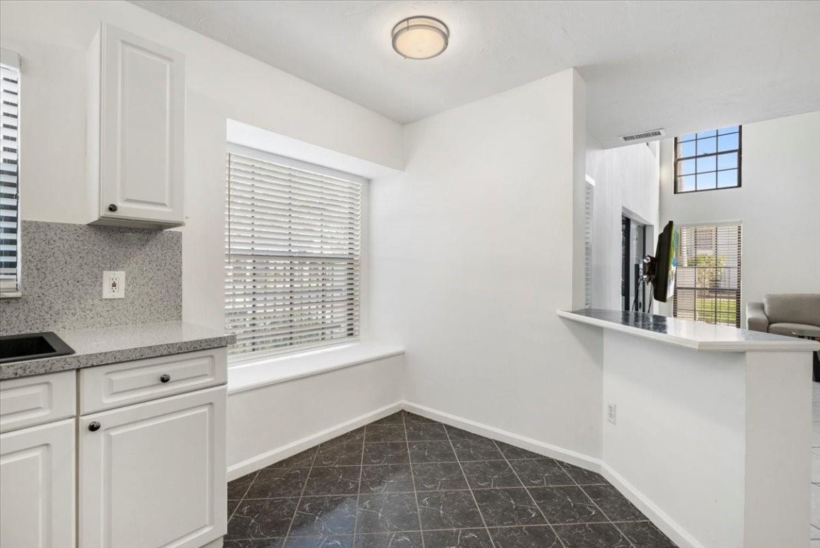 PRESTWICK CHASE - Residential