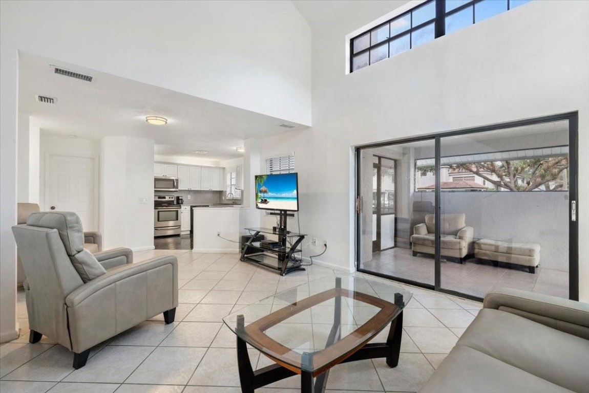 PRESTWICK CHASE - Residential