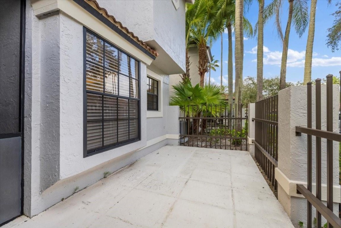 PRESTWICK CHASE - Residential