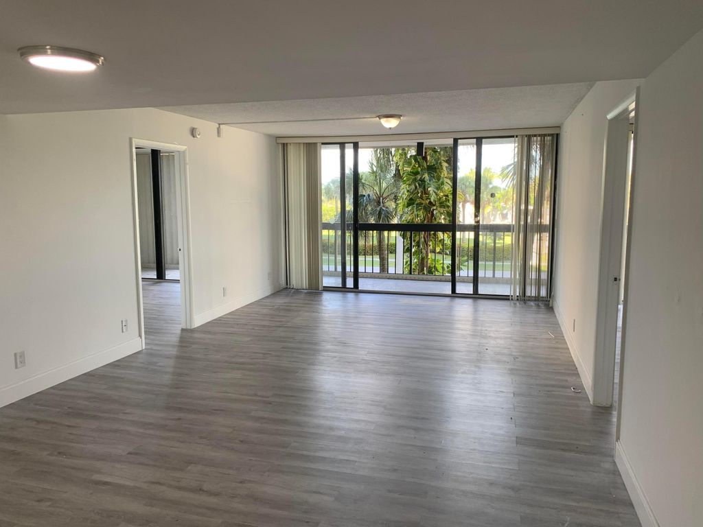 Photo of 2425 Presidential Way #202, West Palm Beach, FL 33401 (MLS # R10972762)