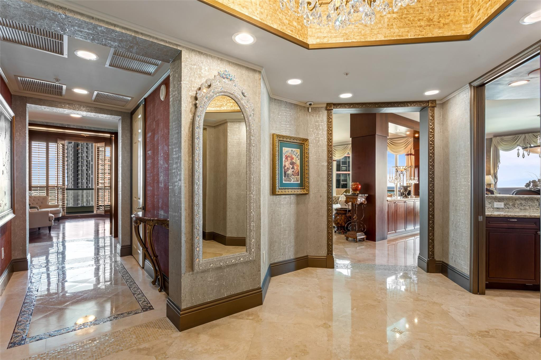 Las Olas Grand - Residential