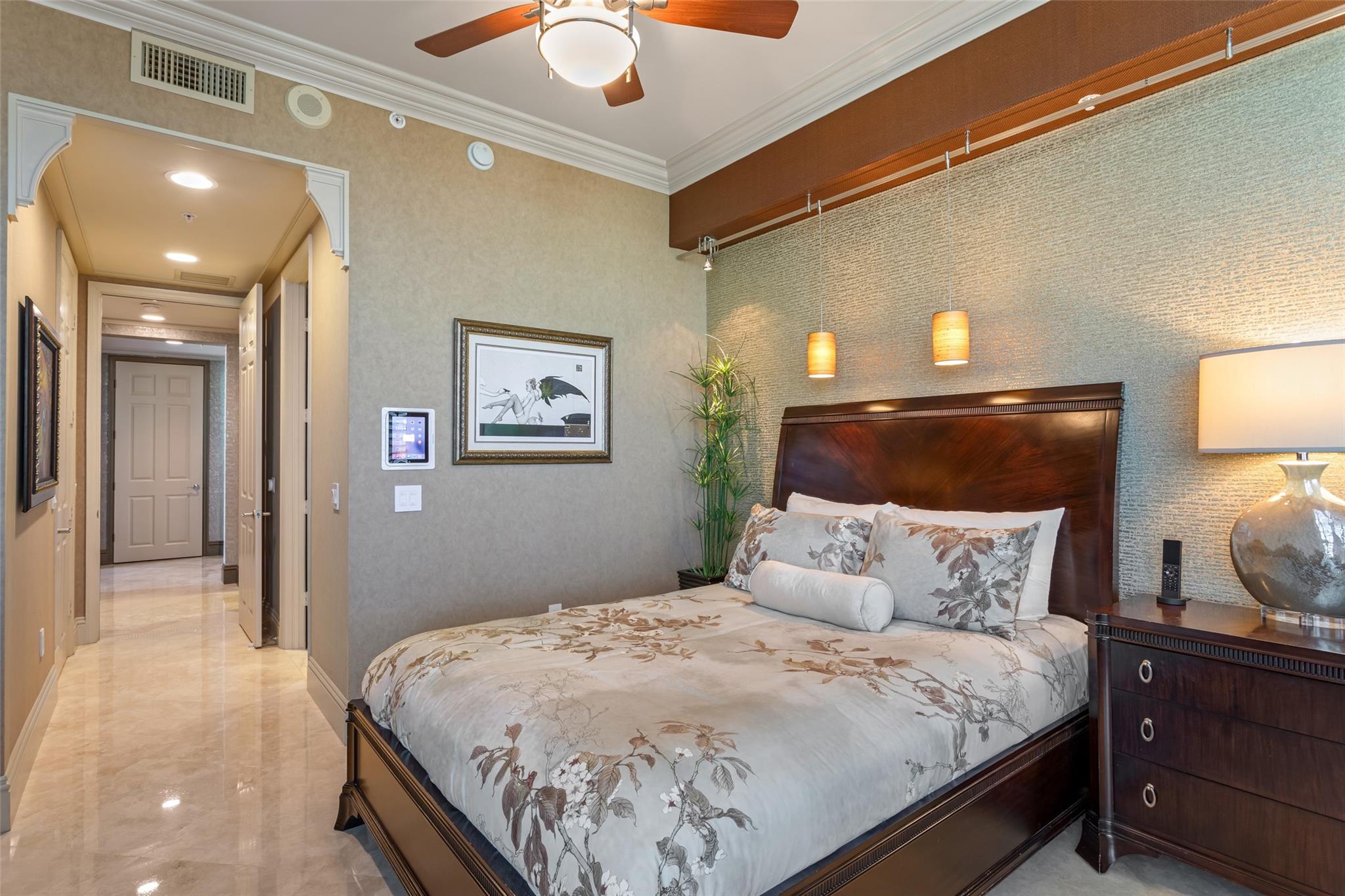 Las Olas Grand - Residential