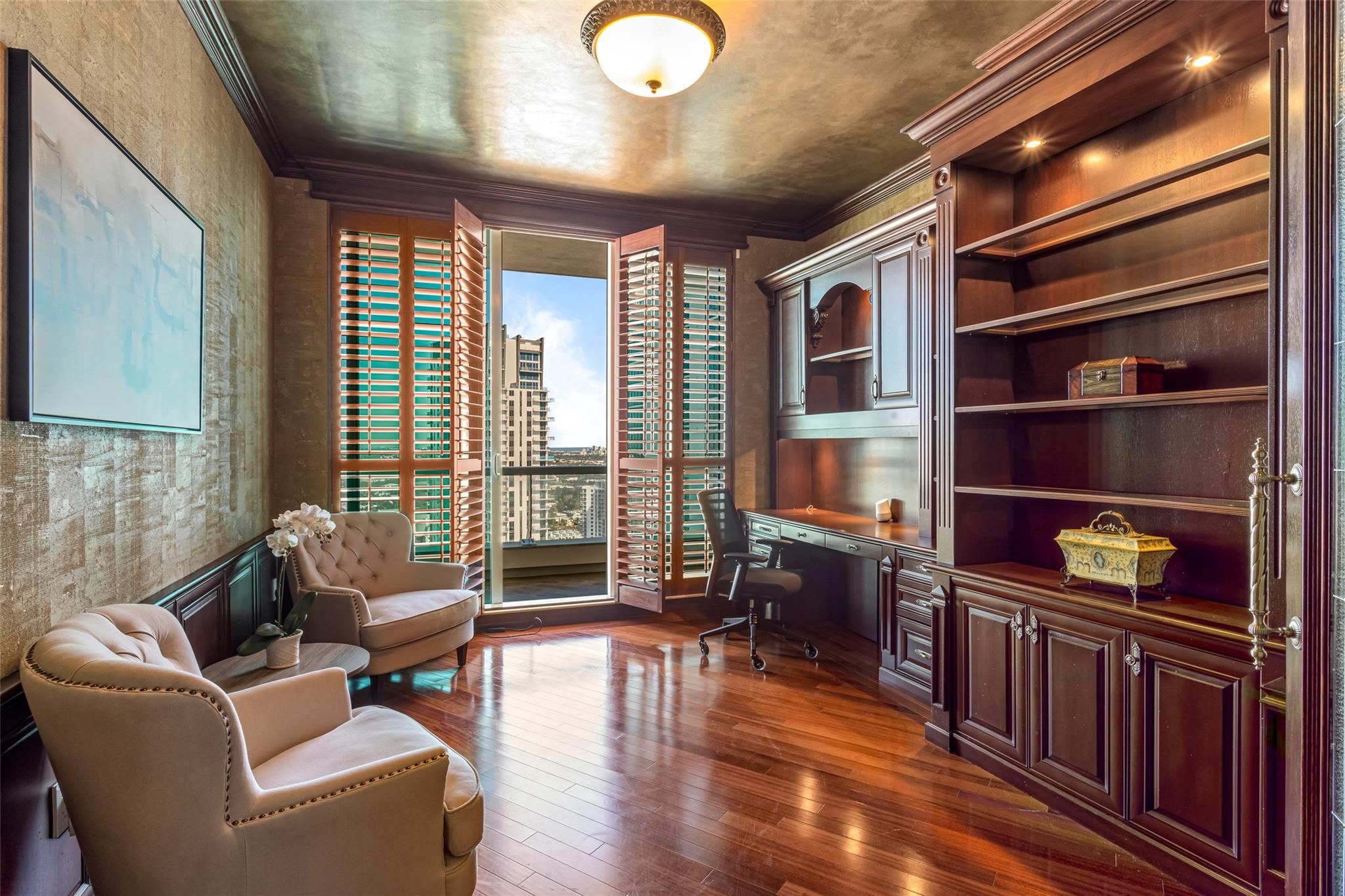 Las Olas Grand - Residential