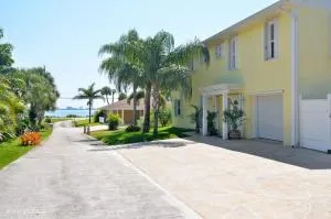 13603 S Indian Riv Dr  