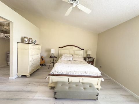 Tiny photo for 3851 Island Club Circle E, Lake Worth, FL 33462 (MLS # R11158509)