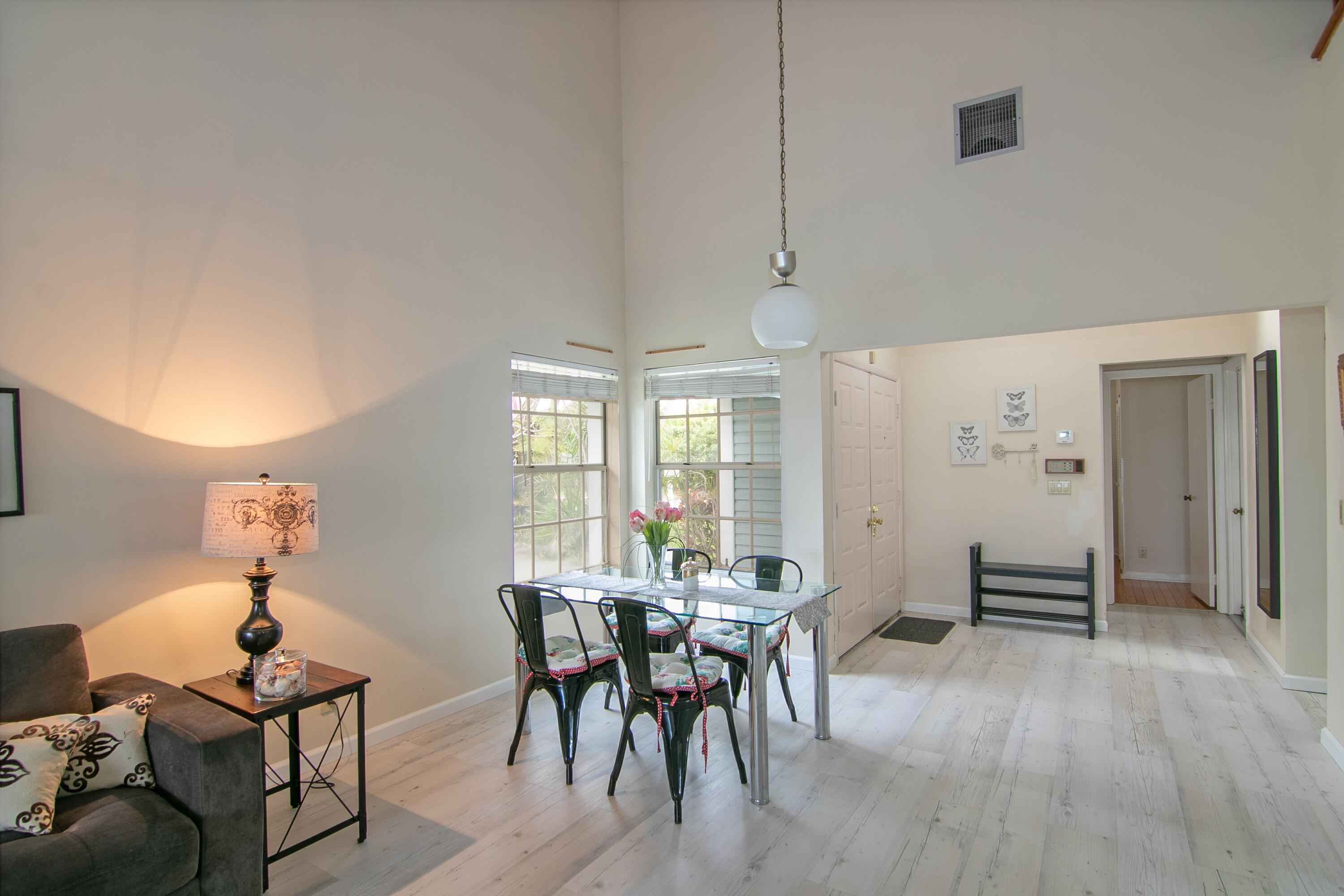 ISLAND CLUB - Residential