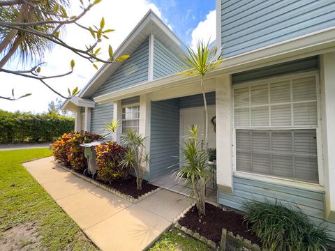 Tiny photo for 3851 Island Club Circle E, Lake Worth, FL 33462 (MLS # R11158509)