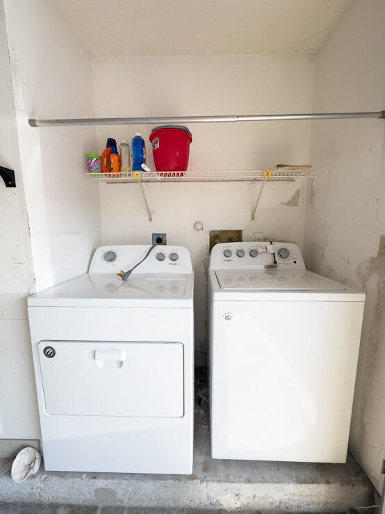 ISLAND CLUB - Residential