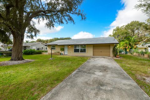 5409 Sunset Boulevard Fort Pierce FL 34982