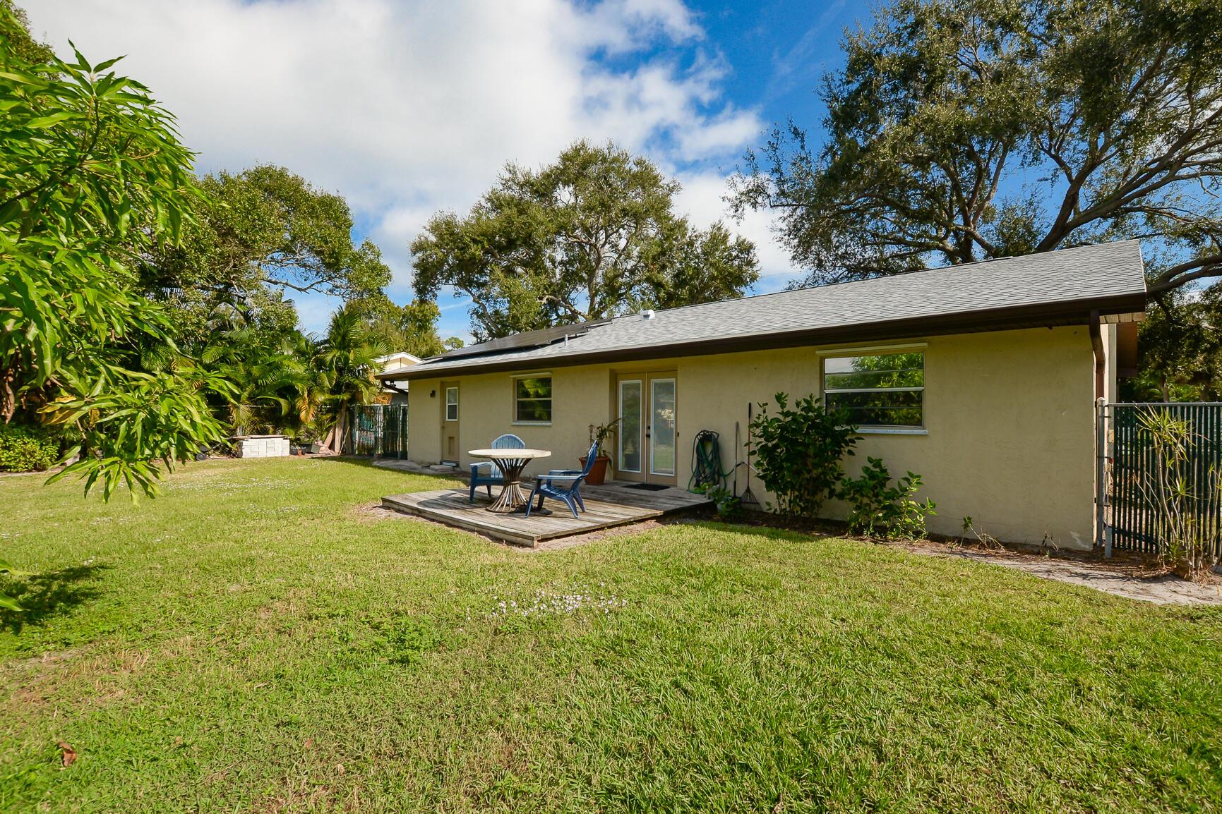 INDIAN RIVER ESTATES - Residential