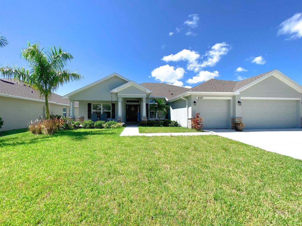 Photo of 8327 Amalfi Circle, Fort Pierce, FL 34951 (MLS # R11117342)