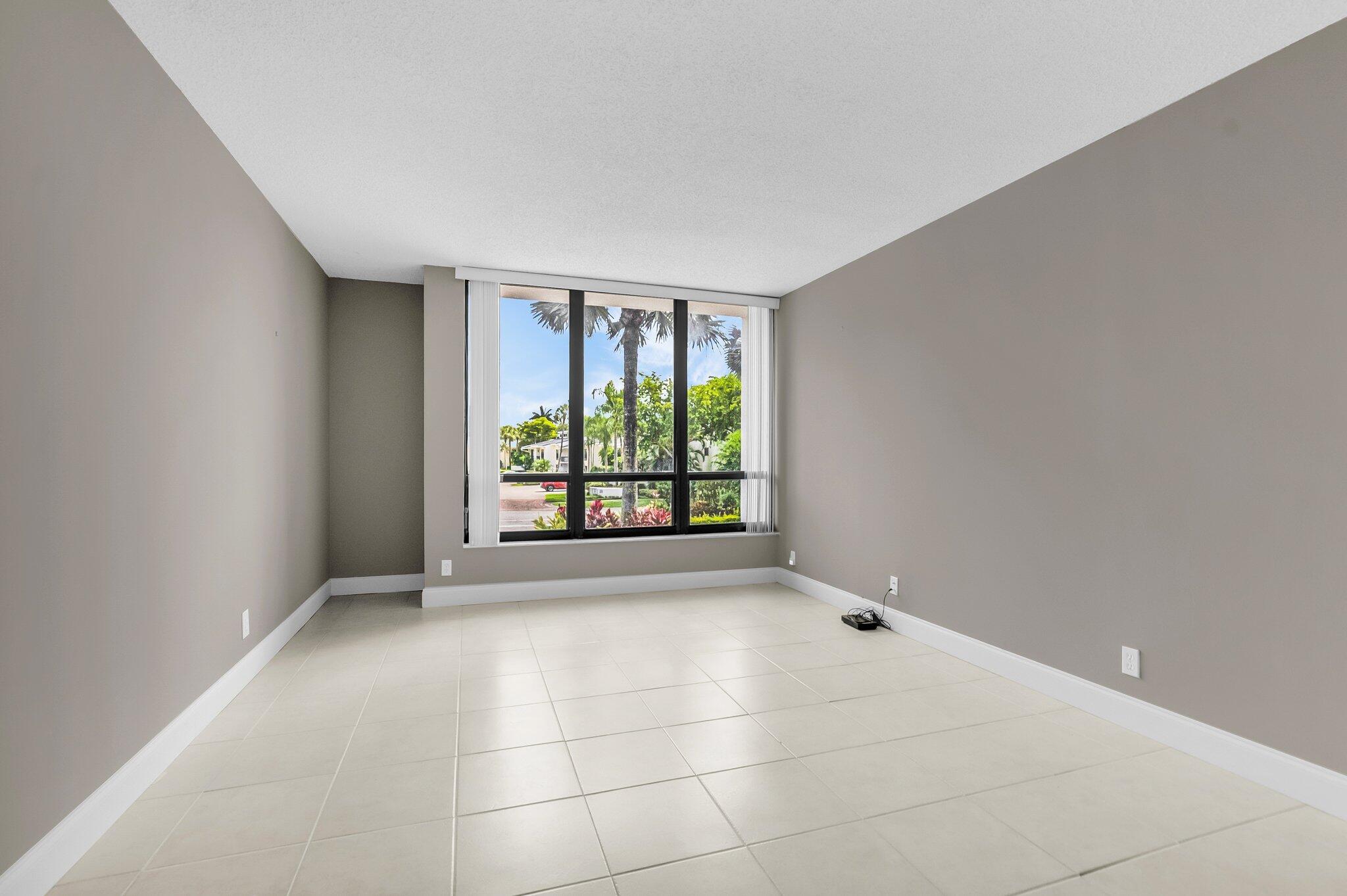 WILLOW WOOD MIDRISE CONDO - Residential