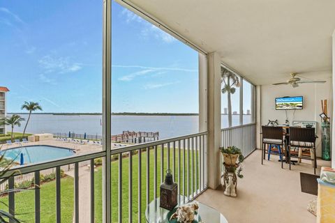 Condominium in North Palm Beach FL 100 Paradise Harbour Boulevard Blvd 30.jpg