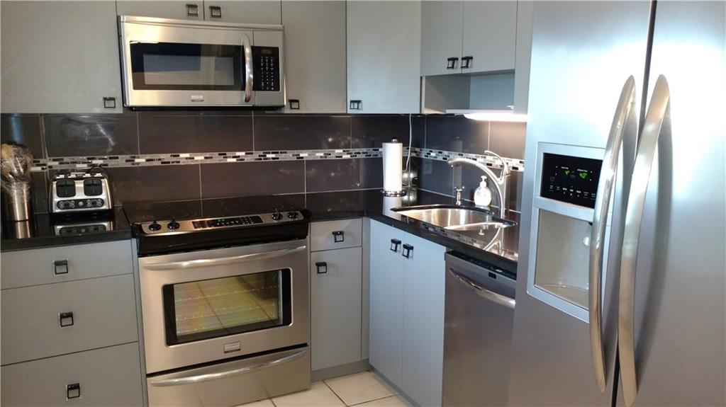 Palm Air - Residential